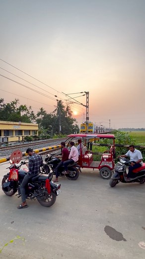 6.9K views · 45 reactions | Beautiful Sun Rise Scene at Railgate | Indian life lines | Facebook
