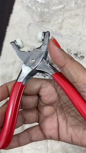 ₹177 Snap Button Press Machine Review 😍 | Clothes Button Kit for Home Use | Meesho Find ‎⁨@Meesho⁩