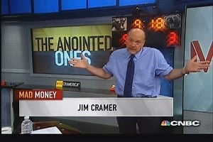 Cramer's stock picks: ETFC, SCHW & more