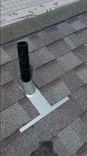 Instalación de Roofing Shingles y Vent Flashing para Pipas en Los Ángeles 🏠🔨 #roofing #shorts #techo