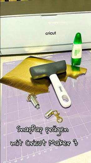SnapPap prägen mit Cricut Maker 3 ⚜️Goldfarbenen Anhänger plotten #springonshorts #plotter