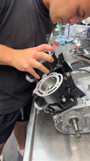 Scootin Skittle on Instagram: "Trying to keep Mator looking as stock as possible. From cover to cover it looks stock. The big alky Carburetors may be a dead giveaway💀"