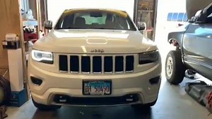 1.1K views · 24 reactions | Dual-color daily driver  Featuring over 500 LED chips, our Switchback LED Halos for the 2014-2019 Grand Cherokee provide a brilliant white DRL that alternates with a crisp amber flasher for a custom, functional look! | Diode Dynamics | Facebook
