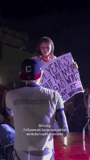 Mgk's 9 year old fan funny cursing moment #mgk #machinegunkelly #lostamericanatour