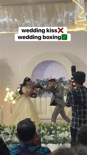 Sana all 😂😂 Wedding kiss ❌ Wedding boxing ✅ | Kyle Espinosa