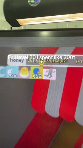 ‏#bss #beeswarm #beesmas #beeswarmsimulator level 20 hive 👀 | ticket voucher in bss