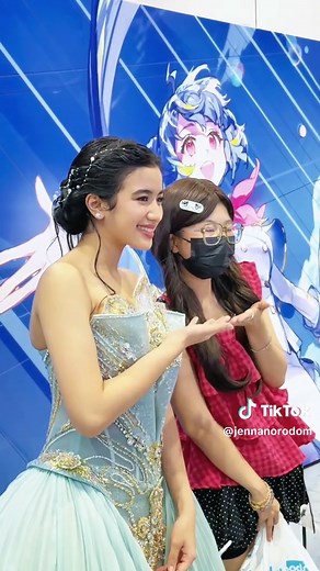 Proud to represent Cambodia and showcase our Khmer identity at Bilibili World 2026 in Shanghai, one of Asia’s biggest pop culture events, where thousands of fans come together to celebrate culture, anime and cosplay. ✨🇰🇭🇨🇳 Heartfelt thanks to @Almee Couture for creating this beautiful and meaningful dress. ❤️ #BW2026 #BilibiliWorld2026 #Shanghai