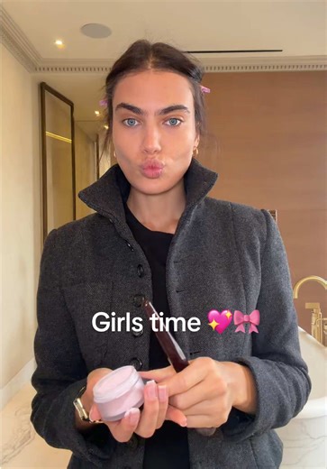 Daily London Makeup Routine for a Fun Day Out