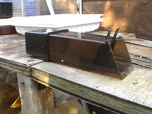 TRIP - TRAP MOUSE TRAP