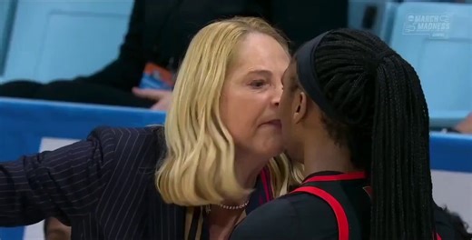 Karpathy's "second brain" concept in 60 seconds:1. Three folders (raw, wiki, outputs). That's the whole architecture.2. One CLAUDE.md schema file tells the AI how to organize everything.3. Dump your bookmarks, notes, and articles into raw/. Don't organize them.4. One prompt: "Compile a wiki from raw/ following CLAUDE.md." Walk away.5. Ask questions against your wiki. Save answers back. It compounds.6. Monthly health check catches errors before they stack.No Obsidian or complex plugins. Just desk