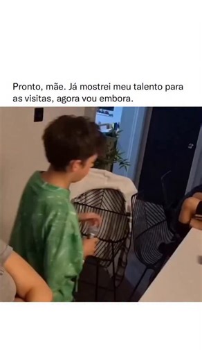 APONTAMOS on Instagram: "Alfie Andrew, um menino de 12 anos de Manchester, na Inglaterra, chamou atenção nas redes sociais após um vídeo seu cantando My Heart Will Go On, de Céline Dion, se tornar viral. A gravação foi feita de forma espontânea durante uma visita à casa de amigos, quando sua mãe o incentivou a cantar para os convidados. A performance surpreendente foi registrada e logo conquistou milhões de visualizações online. Antes disso, Alfie já havia demonstrado seu talento em outras inter