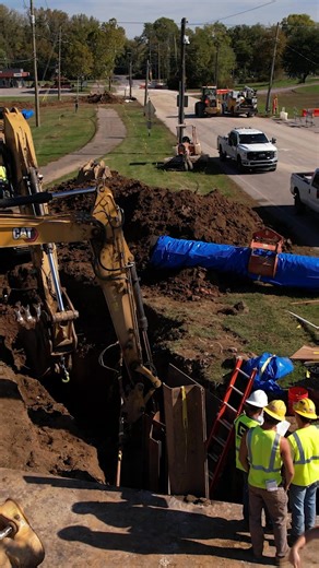 🚦River Road is back open at Zorn Avenue. We’re still working in the area, but here’s a bird’s-eye view of the progress our crews made this week. More updates in the comments ⬇️ River Road BBQ River House Restaurant and Raw Bar Haymarket by Ashbourne Farms KingFish Louisville American Turners-Louisville Different Strokes Louisville | Louisville Water Company