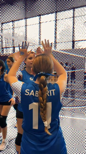 🏐 What an experience in Lausanne! Our JV Girls Volleyball Team competed in their first ESC (European Sports Conference) tournament this weekend, showing incredible teamwork and spirit. With tight matches and strong performances, they earned a proud 4th place finish! Congratulations to all players for their effort, sportsmanship, and enthusiasm on and off the court! 💙 #ASVAthletics #ESC2025 #ASVPride #Volleyball 🏐 ¡Qué gran experiencia en Lausana! Nuestro equipo JV de Voleibol Femenino partici