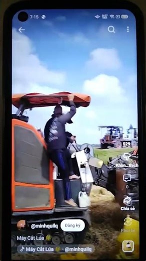 Máy Cắt Lúa Kubota DC 93G