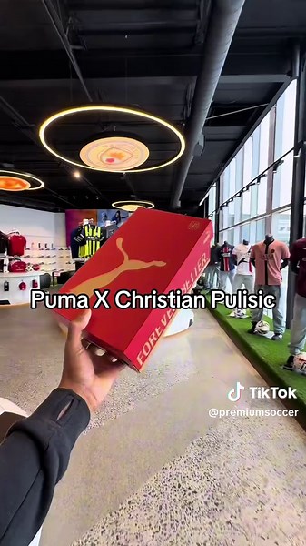 Puma X Christian Pulisic Soccer Cleats Review