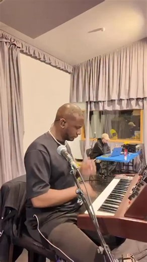 28K views · 451 reactions | Tour is less than ️ days away…things are getting Serious  Can’t wait for you all to see what @daynajfisher and the rest of our band have been cooking up! | Five | Facebook