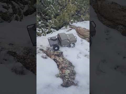 Axial Wraith vs. Element Enduro Sendero snow wheeling trail run.