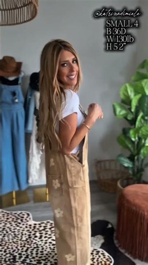 Are you kidding me with these floral denim overalls for summer?!