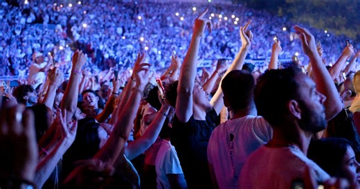 Ain. « Elle cartonne depuis plusieurs mois »: Theodora se produira au Printemps de Pérouges en 2026