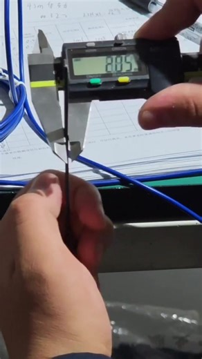 Measuring the Diameter of Fiber and Steel Cables