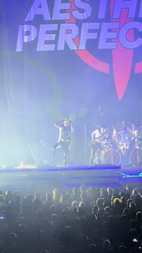 Aesthetic Perfection live in Hamburg @thisisaestheticperfection #aestheticperfection #hamburg | Niflheim Records