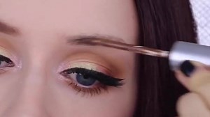 Want dramatic, sassy brows? Get #WunderBrow Today with Free Shipping. | Wunderbrow