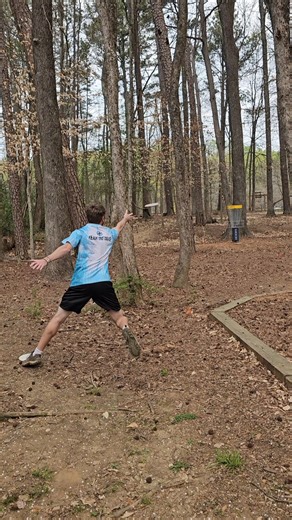 Par save from out of position! #discgolf #sports #throw