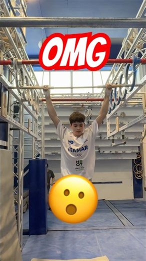 Insane telescopic bar skills 🎯💪