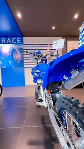 Primeres pinzellades @yamahamotor_es MX 2026 amb l’YZ250 😍🙌 ——— Primeras pinceladas @yamahamotor_es MX 2026 con la YZ250 😍🙌 #ConcesionarioOficialYamahaVic #Yamaha #YZ #YZ250 #2Stroke #Offroad #MX #Motocross | Motos Ausió - Concesionario Yamaha Vic