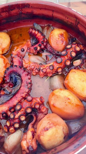 Octopus with Potatoes in the Oven (Greek Style Recipe) | Χταπόδι με Πατάτες