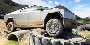 I Gave Tesla’s Cybertruck a 48-Hour Thrashing. It (Mostly) Survived.
