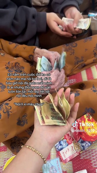 Mong năm nào cũng được nội lì xì 🌿