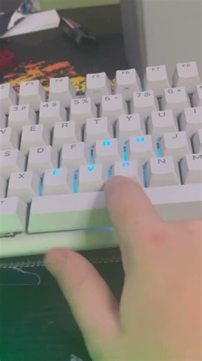 Alien pro keyboard disco party