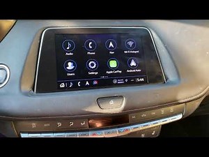 How to use the infotainment system on the 2021 cadillac XT4
