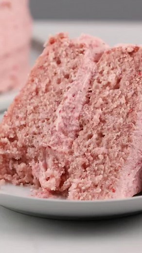 489K views · 4.5K reactions | Homemade Strawberry Cake that is full...