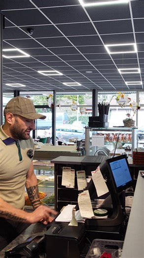 Hilarious Restaurant Grill Moments