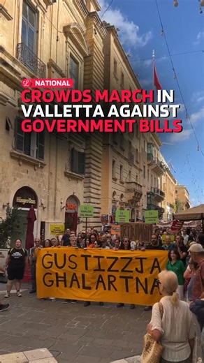A national protest is unfolding in Valletta, where hundreds have taken to the streets to oppose the government’s newly proposed planning legislation. The demonstration, titled “Protesta Nazzjonali Kontra l-Abbozzi ta’ Liġi li Ressaq il-Gvern dwar l-Iżvilupp,”has drawn a diverse crowd of residents, activists, NGOs, and opposition representatives. Opposition Leader Alex Borg is among those marching, urging the government to withdraw the contentious bills. Republic Street is filled with chants and 