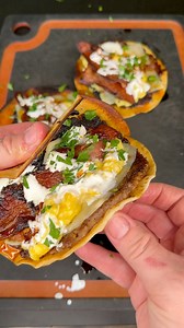 Breakfast Smash Burger Tacos | Grillnation