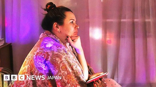 ウクライナ侵攻をロシアのテレビで見る　まったく別の話がそこに - BBCニュース