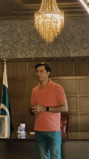 Youth General Assembly on Instagram: "The Youth General Assembly organized an engaging session under its Members Development Program (MDP) featuring Mr. Umar Daraz Gondal, who spoke on “Through the Journalist's Lens: Stories, Struggles and the Spirit of Field Reporting.” The session offered deep insights into the realities of modern journalism, the ethical challenges faced by reporters, and the power of field reporting in shaping public discourse. Members actively participated, asked thoughtful 