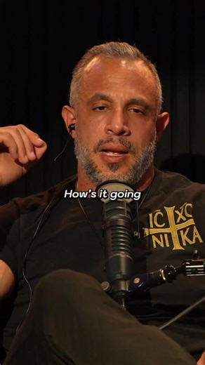 Former College Athlete discussing the best programs for getting “back in shape”.💪🏻 Comment “AESTHETIC” or “ANABOLIC” for a 50% Off code on these MAPS workout programs👀 If you’d like to be featured on an upcoming episode, email Live@mindpumpmedia.com | Mind Pump