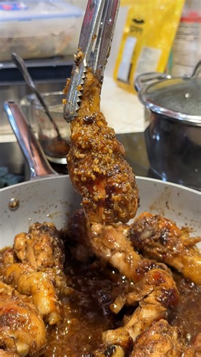 Last night for dinner we had Honey Garlic Butter Chicken, a protein dish we have been enjoying for over a decade now. It’s inspired by the viral Honey Butter chips that was a big hit in Korea in 2014. Anyone else remember that? Recipe is also in our cookbook, UMMA, on page 195, but also below. Cookbook at the link in bio. INGREDIENTS 3 pounds chicken drumsticks, trimmed 2 1/2 cups milk 1/4 cup extra-virgin olive oil 1 teaspoon fine salt, divided 1 teaspoon black pepper, divided 1/4 cup honey 2 t