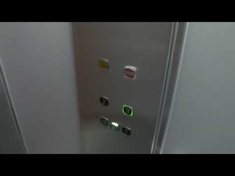 1992 KONE M Hydraulic Elevator @ Skedviksvägen 48, Stockholm, Sweden!