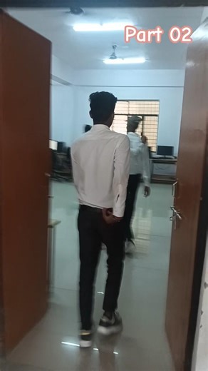 welcome to my vlog and I am going to computer lab