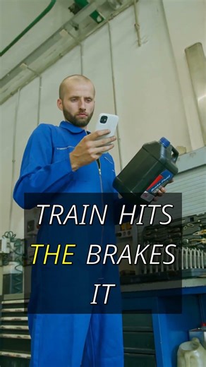 How Does Light Rail Work? ⚡️ Pantograph, Electric Power & Regenerative Braking! 🚋 #shorts