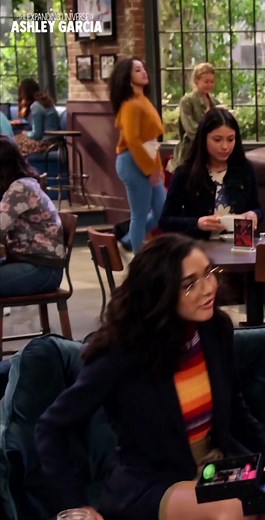 #fyp #fypシ #foryoupage #funnymovieclip #clip #netflixmovie #movieclips #netflix #netflixseries #series #fyp #makeup #makeupfails