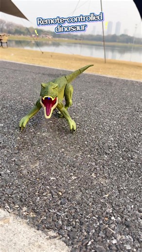 Remote-Controlled Dinosaur Toy Reviews and Tips
