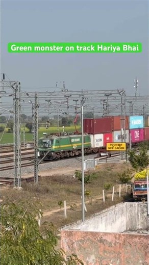 Hariya Bhai Engine Entry 🔥 | Desi Rail Power