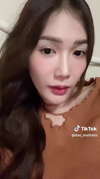 និយាយដើមនូវ និងមុខ ភាសាខៀវ 😆😆😆