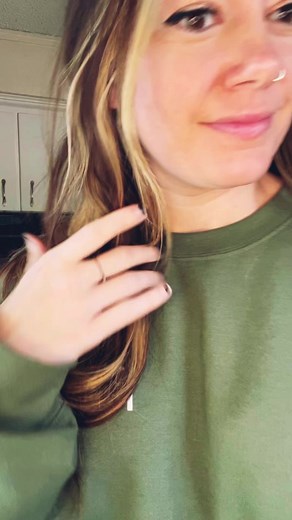 this video invites you inside my ADD brain 😂 tunin in from Nashville this mornin to hear my song on the radio in North Dakota! 📻95.9 KRFF “This Side Of Country” With Travis #jessiewilsonmusic #businessofbaddecisions #newmusic #alternativecountry #newcountrymusic #newcountry #independentartist #femaleartist #fargo #northdakota #fargonorthdakota | Jessie Wilson